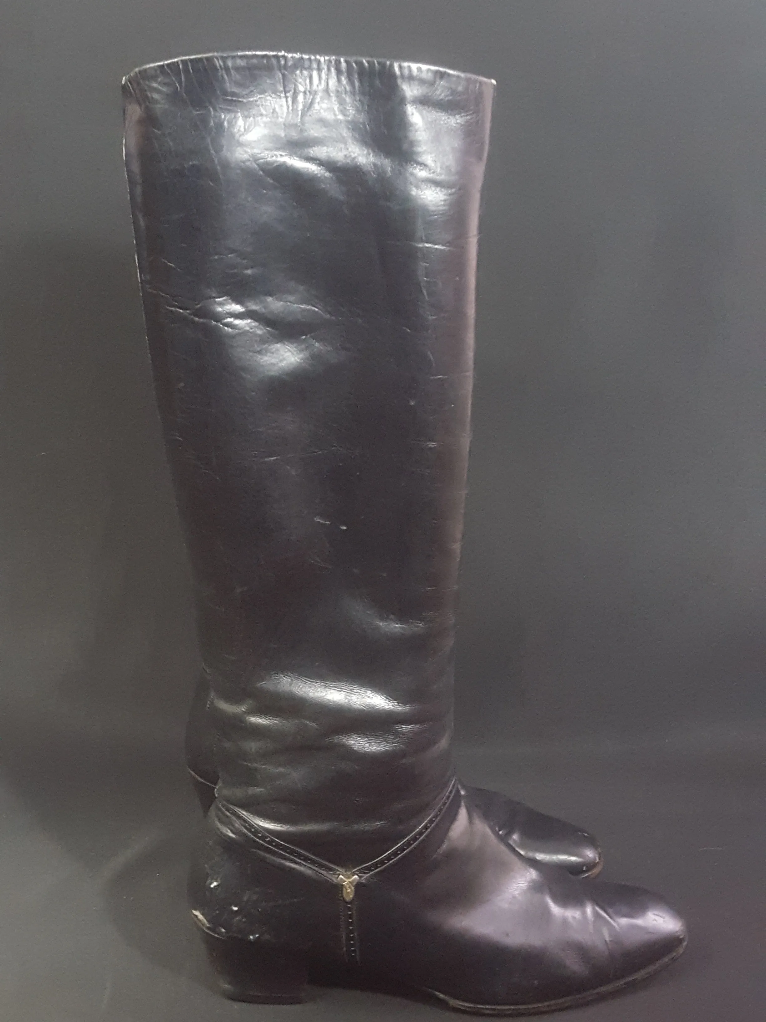 Salvatore Ferragamo Riding Boots 7.5