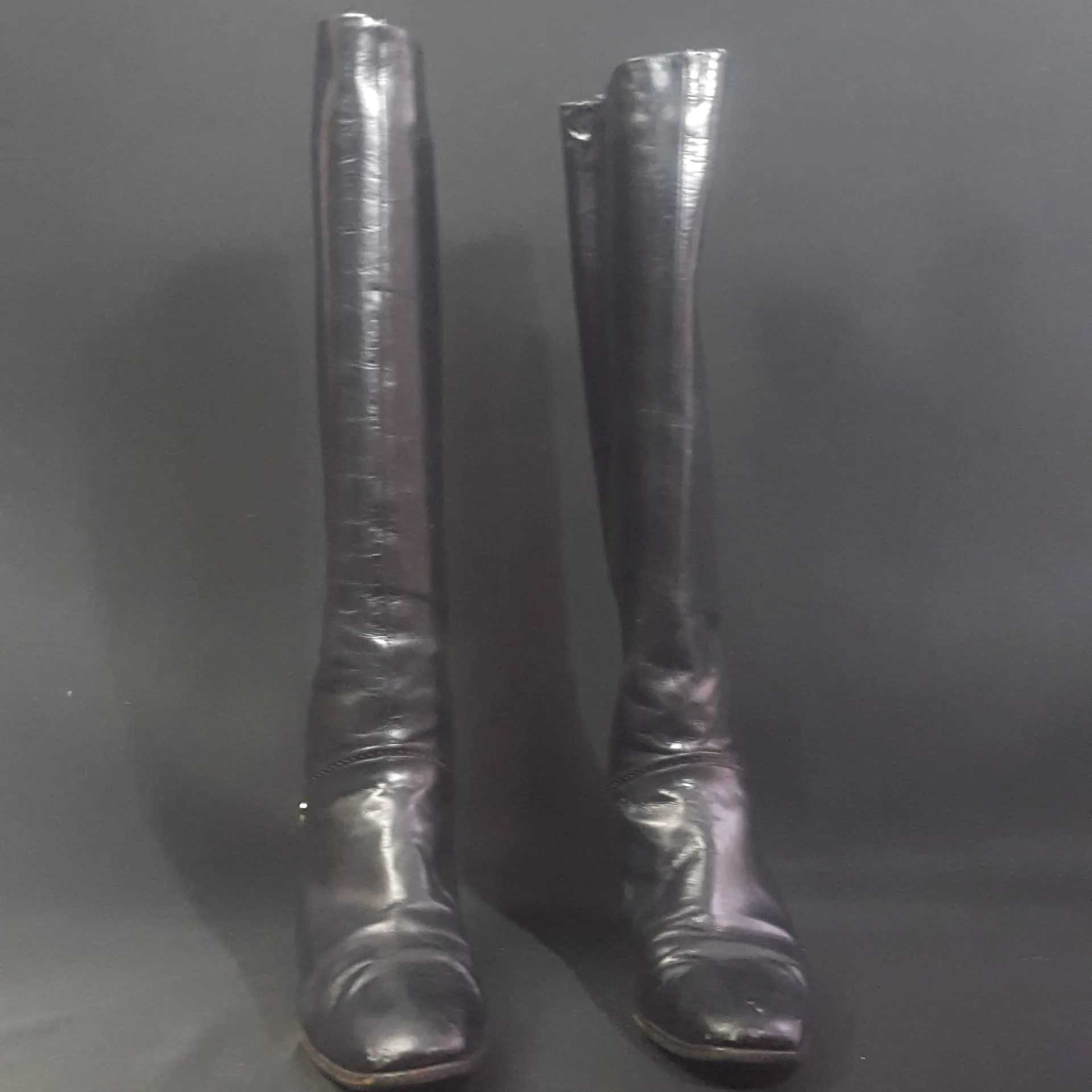 Salvatore Ferragamo Riding Boots 7.5