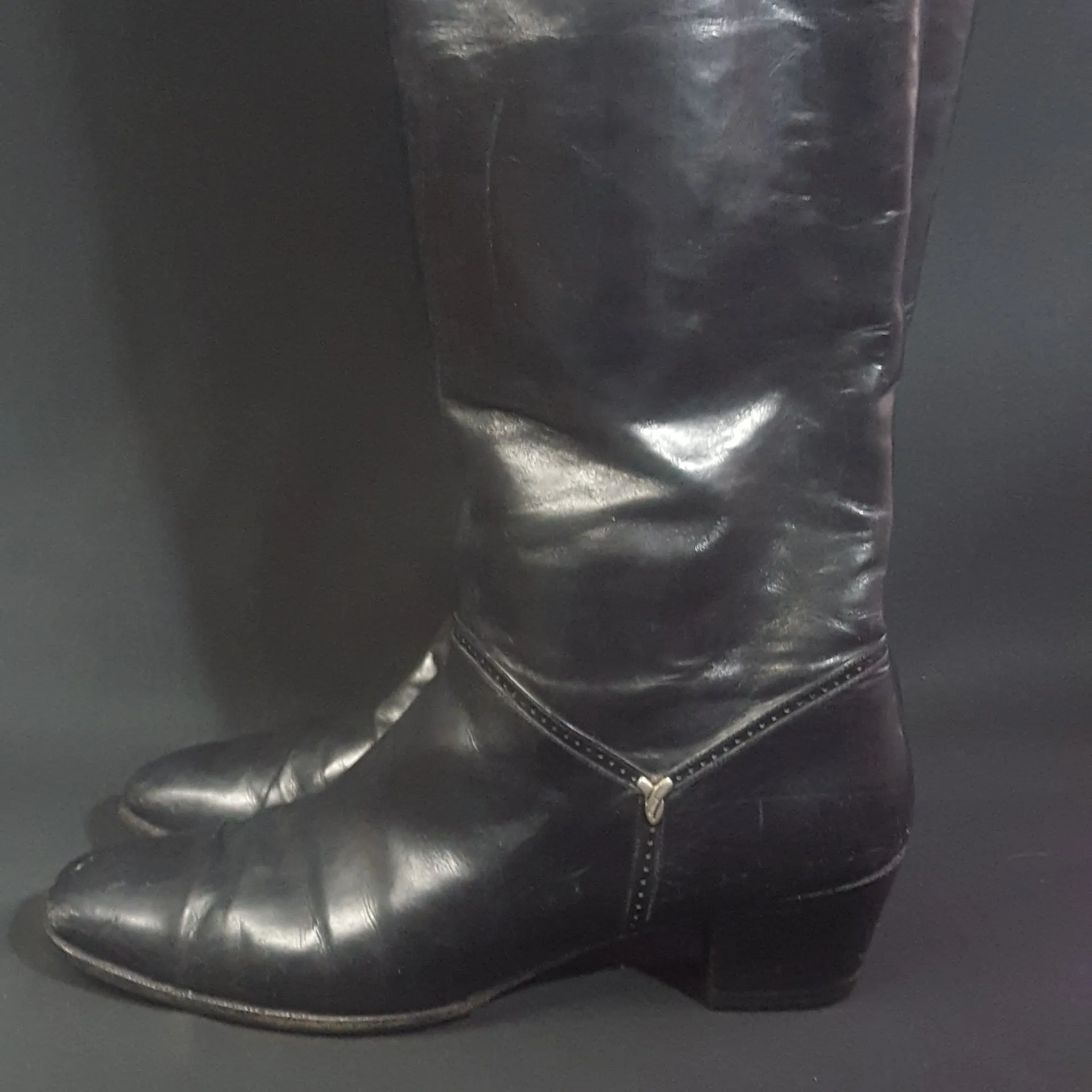Salvatore Ferragamo Riding Boots 7.5