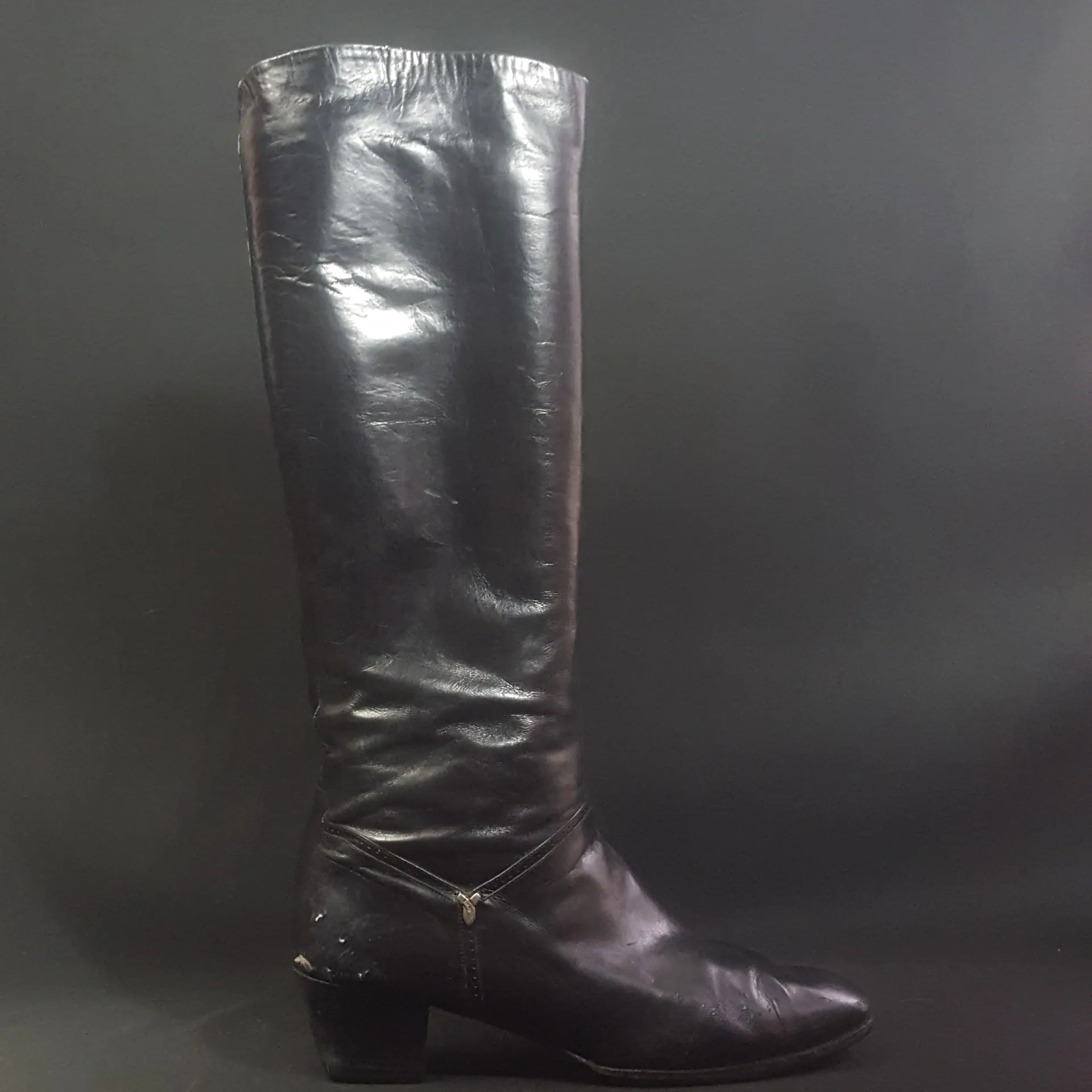 Salvatore Ferragamo Riding Boots 7.5
